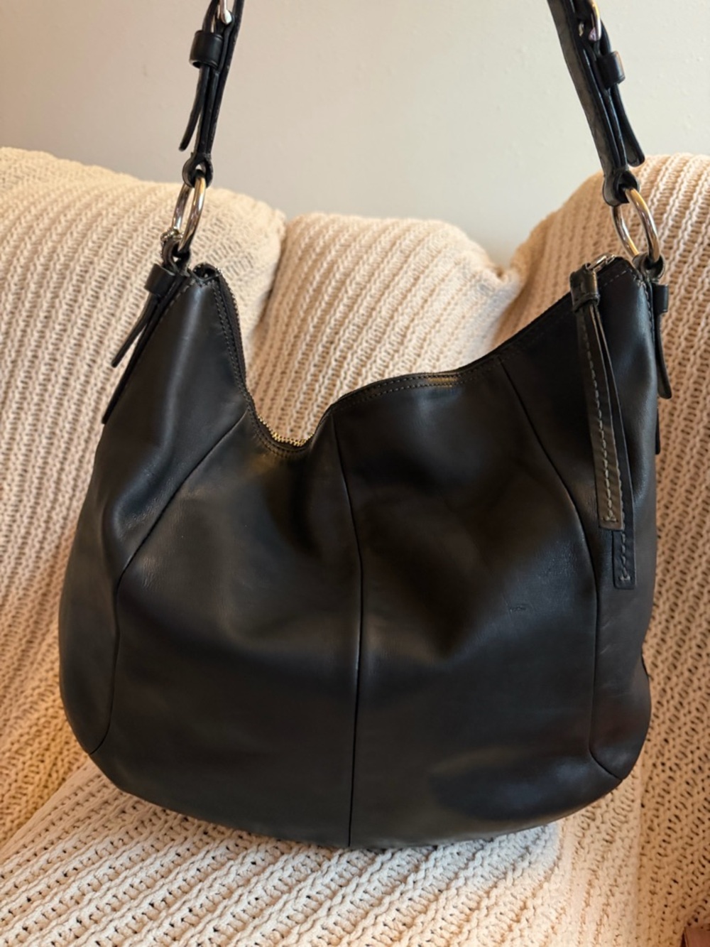 Coach Madison Maggie Leather Hobo 12684 Black Shoulder Bag Y2K EUC - Picture 2 of 13